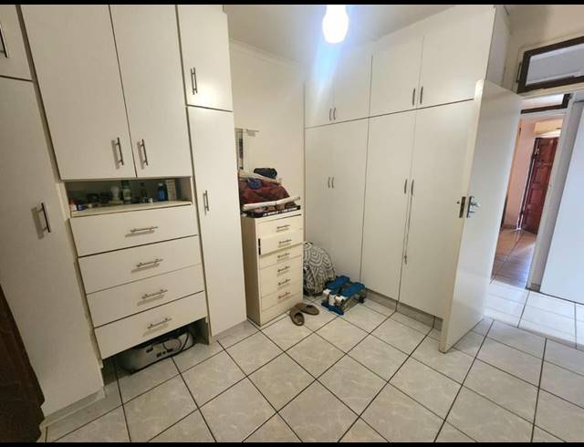 3 BEDROOM FREESTANDING TO LET IN VANROVA